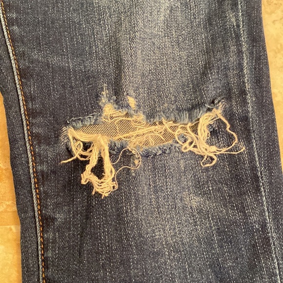 Blank NYC Mid Rise Skinny Jeans - Picture 5 of 10